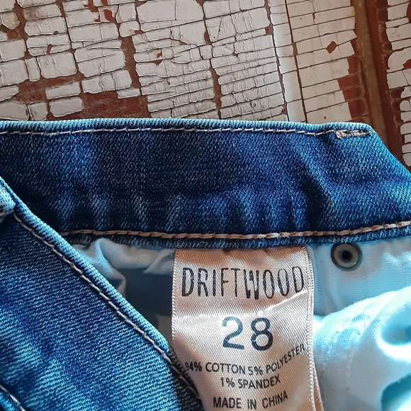 Driftwood Audrey embroidered fitted jeans 28 - Picture 7 of 8